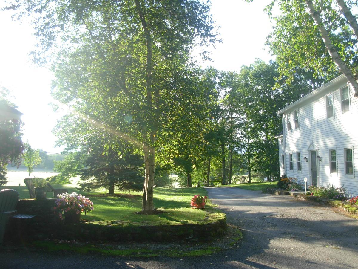 Meadowood Farm Bed and Breakfast Brattleboro Buitenkant foto